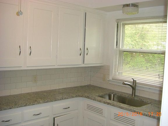 3rd image of 22730 Lilac St