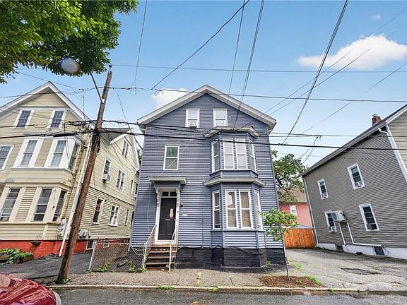 2nd image of 33 Pekin St