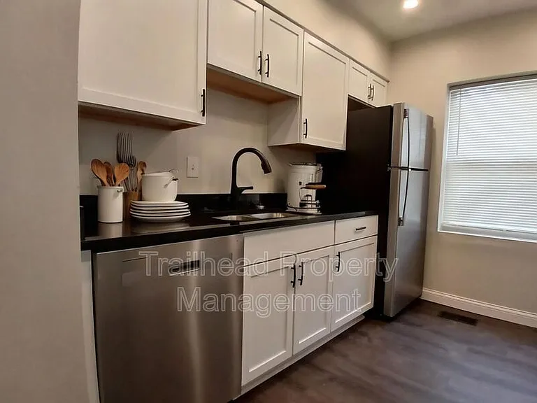 2725 Campbell St #2725-1NE — Photo 7
