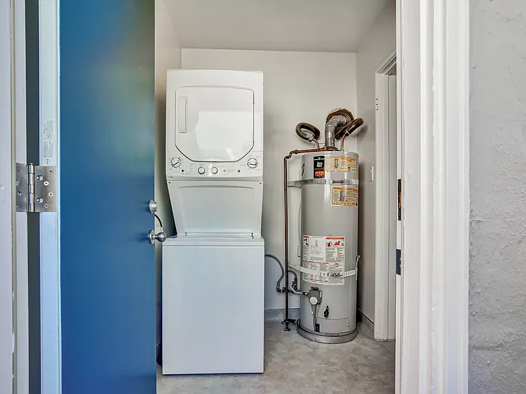 1311 Hopkins St #A — Photo 10