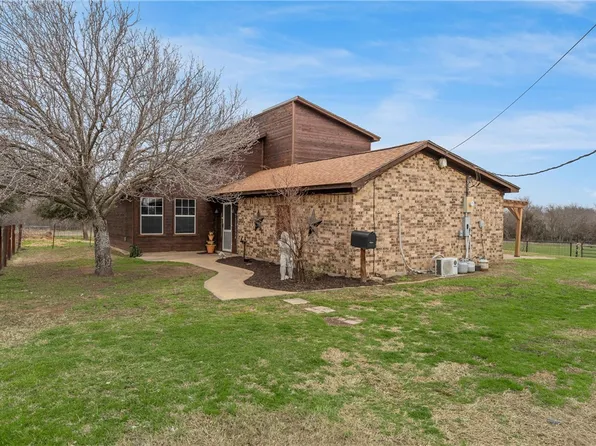 421 Wildwood Trl, Lorena, TX 76655