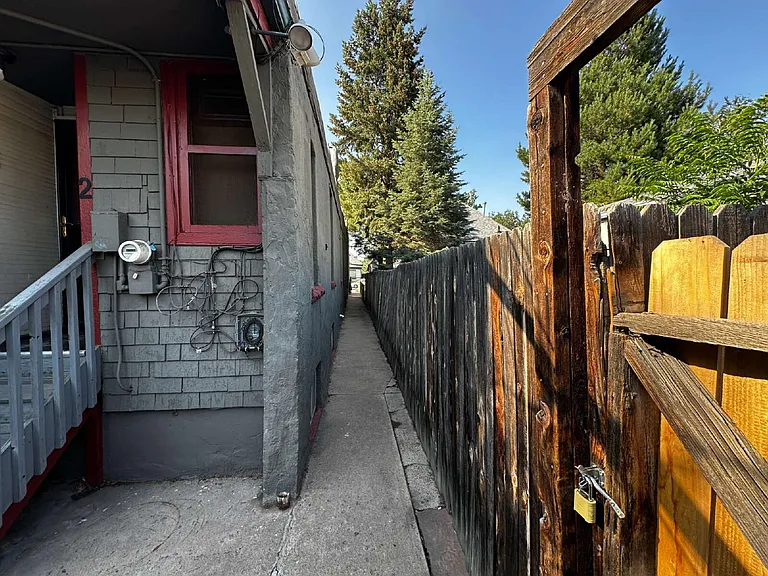172 W Maple Ave #2 — Photo 7