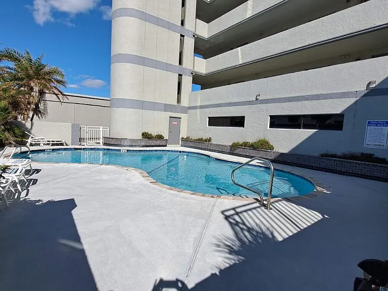 Complex Pool