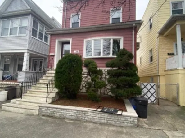 158 McClean Ave, Staten Island, NY 10305