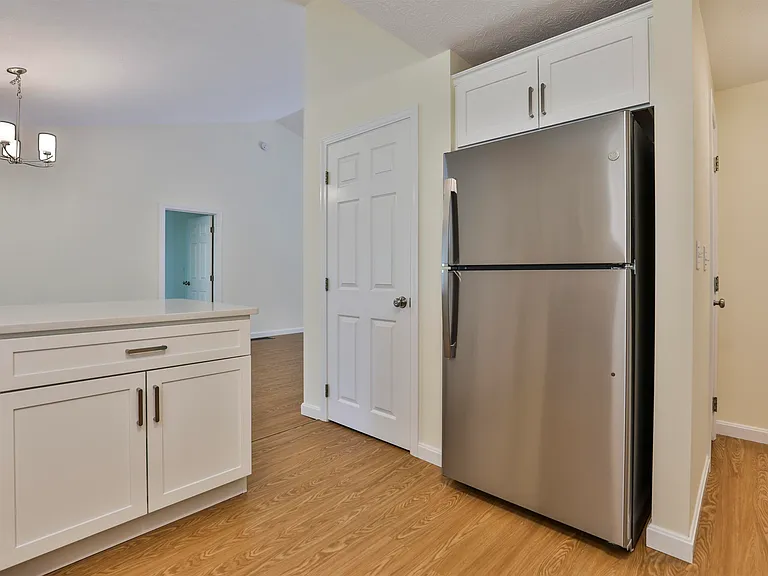 4 Myopia Ln — Photo 15