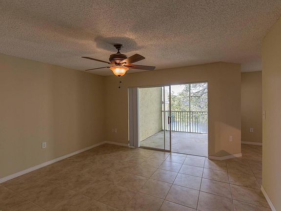 3rd image of 8204 Glenmoor Dr #8204