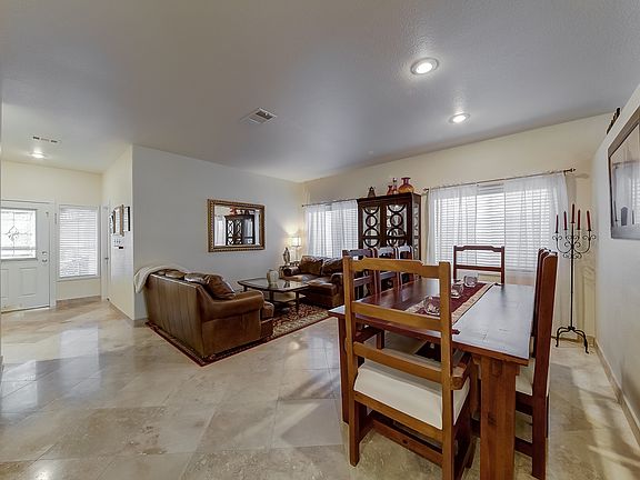 5th image of 10231 Songsparrow Ct