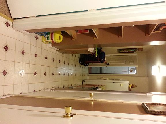 5th image of 16 Knowles St #2