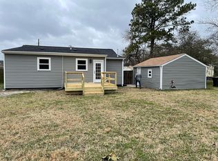 2236 Dean Dr, Norfolk, VA 23518