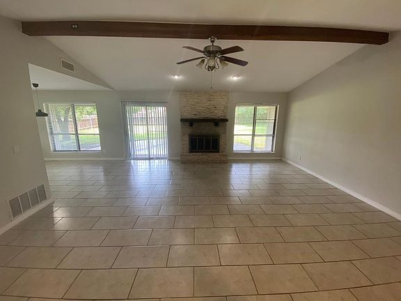 2nd image of 2402 Orleans Dr