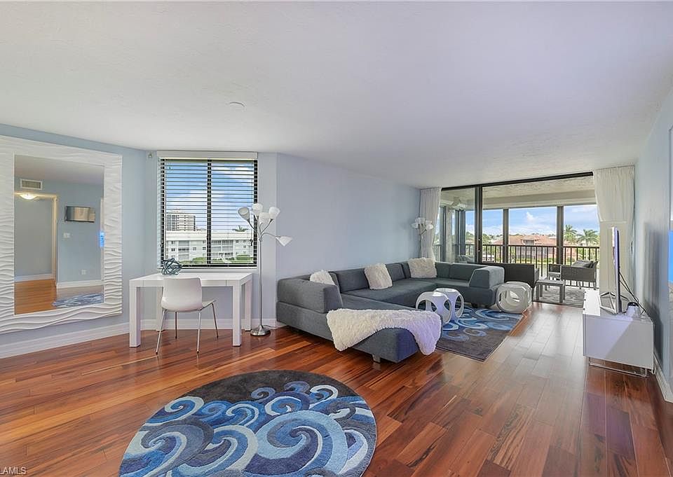 1st image of 10562 Gulf Shore Dr APT 401