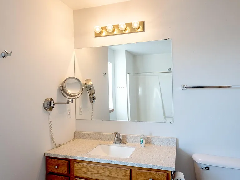 8679 Old Green Bay Rd — Photo 21