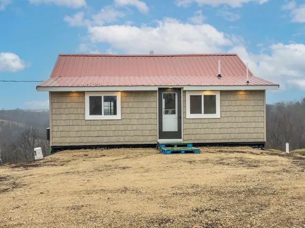 29262 Berg Ln, Eastman, WI 54626