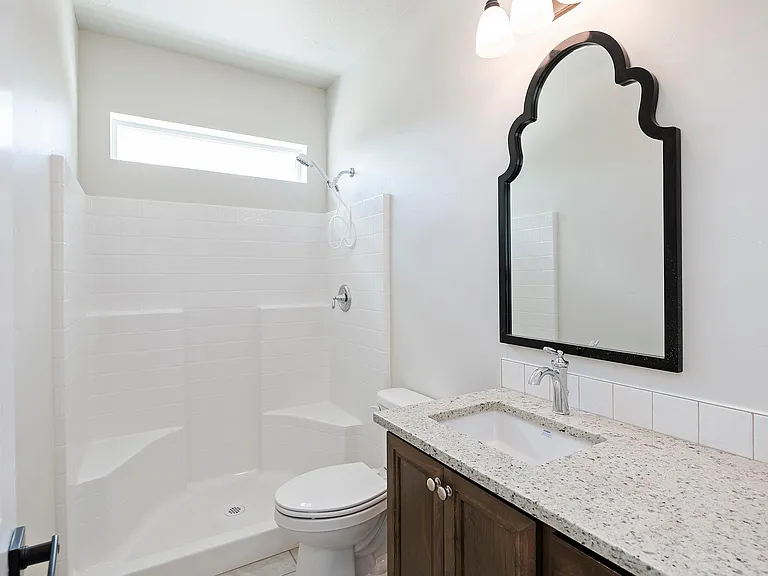 1724 W Iowa Ave — Photo 19