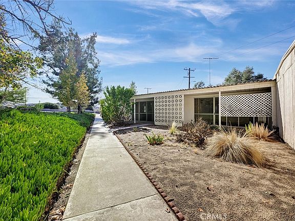 2nd image of 604 Gibbel Rd