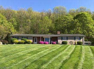 27 Polkville Rd, Columbia, NJ 07832