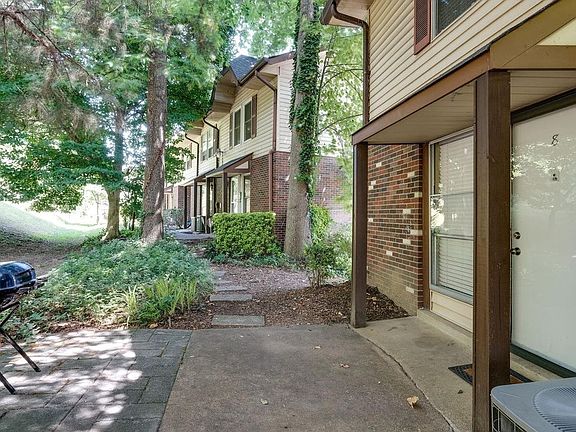 4th image of 500 Paragon Mills Rd APT D8