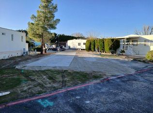 21922 Ottawa Rd SPC 34, Apple Valley, CA 92308