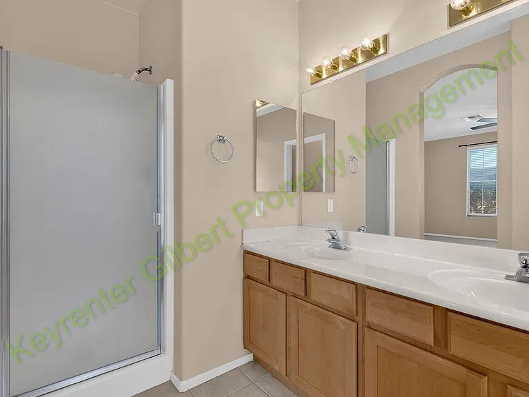 3676 E Bruce Ave — Photo 24