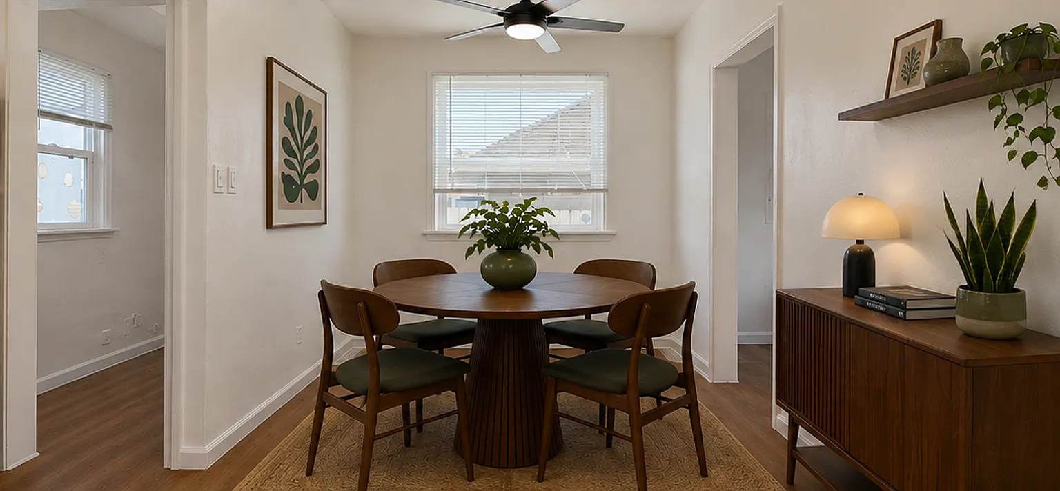 Remodeled 3 Bedroom House with Detached Double Car Garage! Washer & Dryer Hookups! — Photo 3