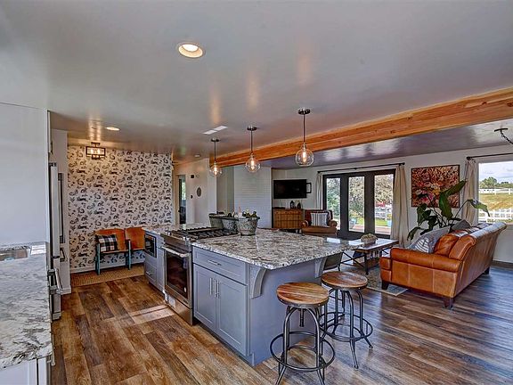 4th image of 4012 N Murray Dr