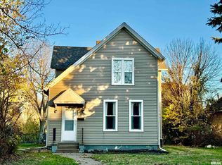1207 Tremont Ave, Davenport, IA