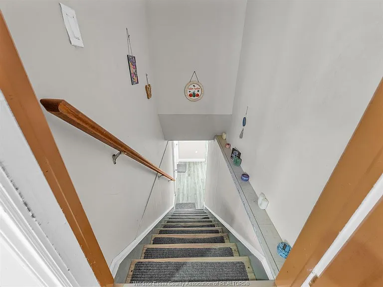 2450 McKay Ave — Photo 22