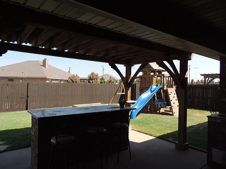 5706 Champions Dr — Photo 33