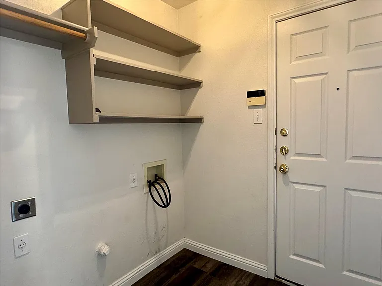 5615 Taylorcrest Dr — Photo 12