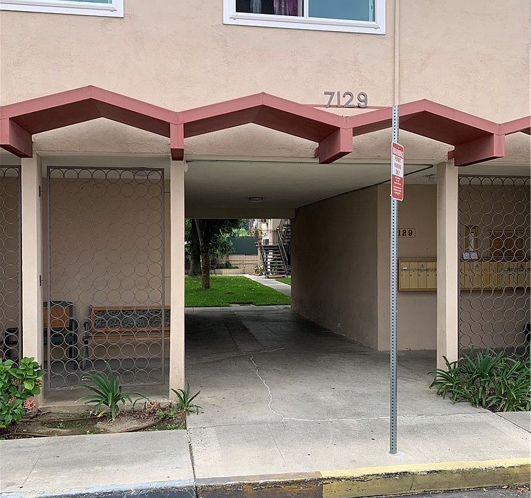 1st image of 7129 Coldwater Canyon Ave APT 2