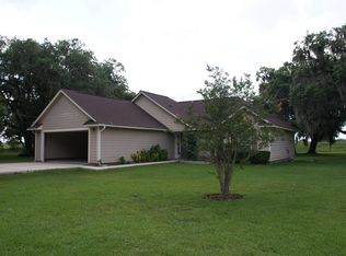 8415 Reterio Dr, West Columbia, TX 77486