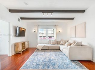 2401 Biscayne Blvd #305, Miami, FL 33137