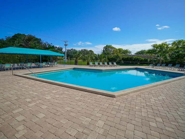 2828 Casita Way #214-C — Photo 20