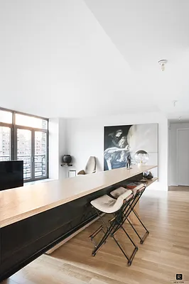 Rented by R New York | media 36