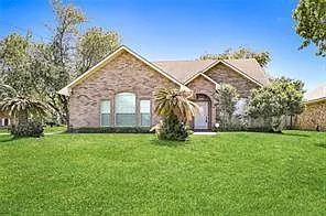 101 Moonraker Dr Photo 1