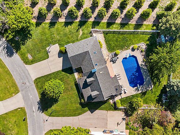 5th image of 3140 Bluffwood Pl