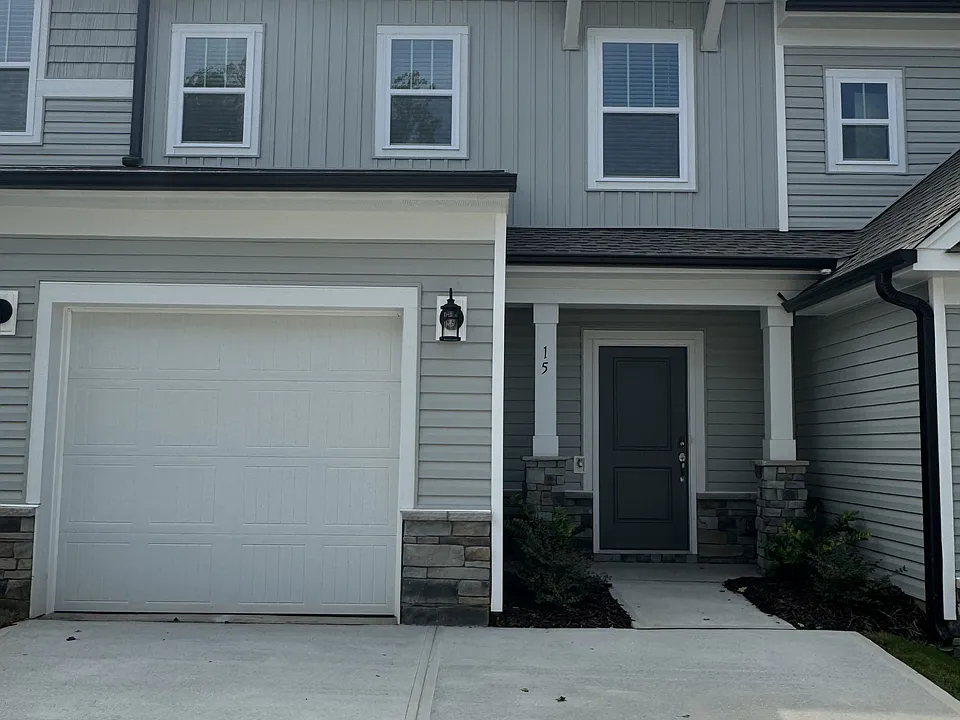 15 Saltford Ln #1
