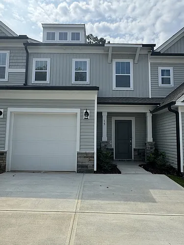 15 Saltford Ln #1 Photo 1 15 Saltford Ln #1 Photo 1