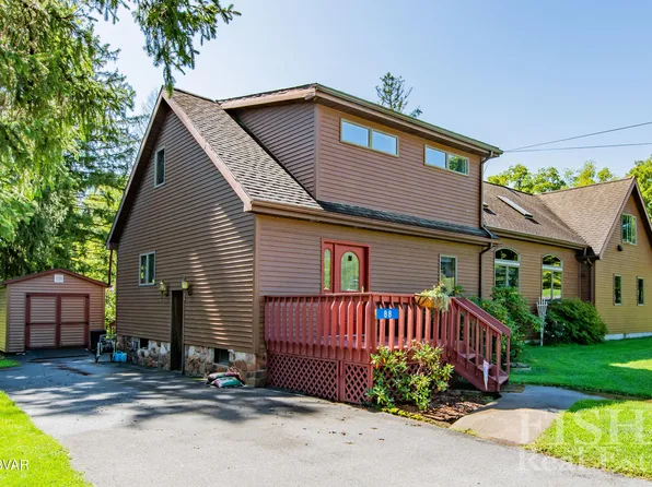 88 Hill St, Mill Hall, PA 17751