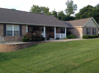 3237 Echo Lake Dr, Eureka, MO 63025