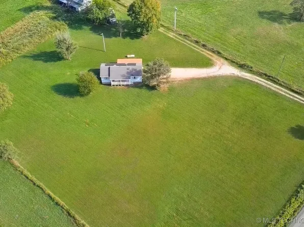 26498 S 4330th Rd, Vinita, OK 74301