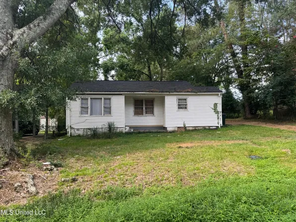 979 Winn St, Jackson, MS 39204