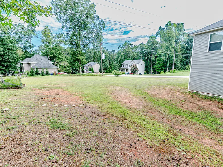 2441 Westgate Dr — Photo 23