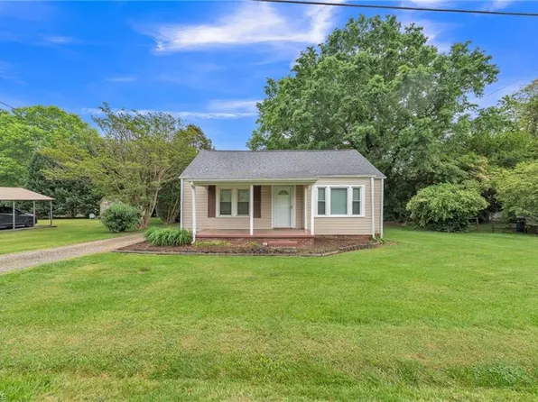 103 Turner Rd, Mayodan, NC 27027
