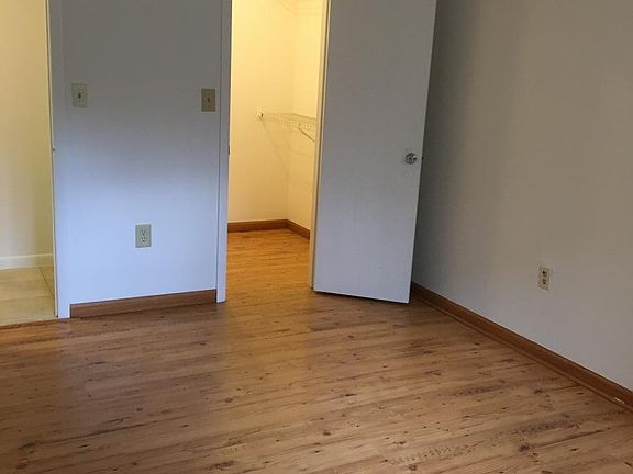 4th image of 7210 NW 179th St APT 206