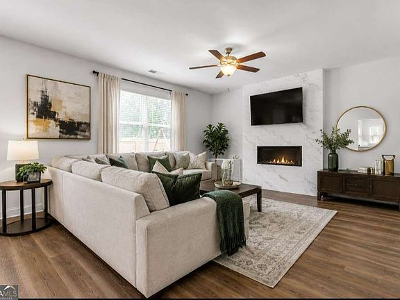 5th image of 48 Park Chase Ct