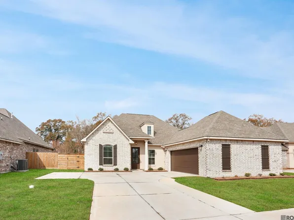 7151 Panama Canal Dr, Gonzales, LA 70737