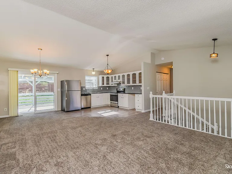 3625 Trailspur Pl — Photo 5