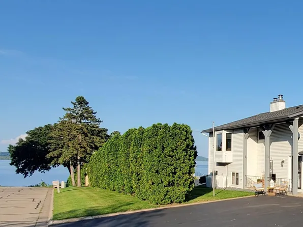 1300 S Lakeshore Dr APT D1, Lake City, MN 55041