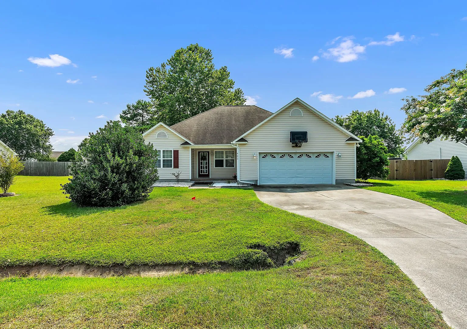 403 Arabian Lane, Swansboro — Photo 3